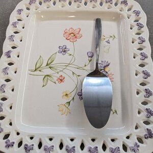 Vintage serving platter with server